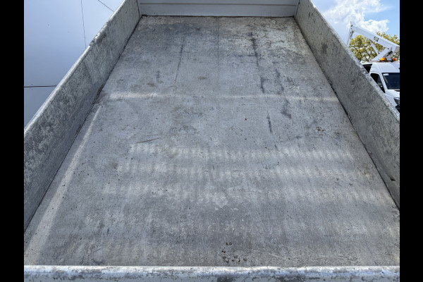 Iveco Daily 35C14 2.3 Kipper Dubbellucht 3,5t Trekhaak Airco Cruise Control Luchtgeveerde Stoel