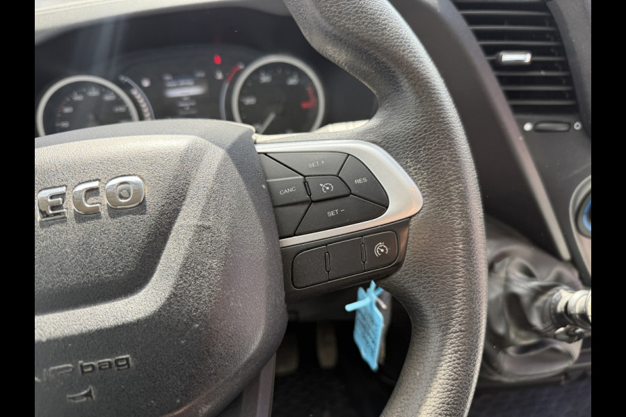 Iveco Daily 35C14 2.3 Kipper Dubbellucht 3,5t Trekhaak Airco Cruise Control Luchtgeveerde Stoel