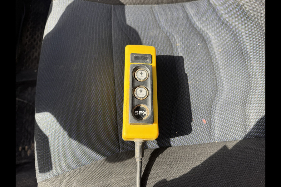 Iveco Daily 35C14 2.3 Kipper Dubbellucht 3,5t Trekhaak Airco Cruise Control Luchtgeveerde Stoel