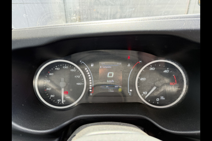 Iveco Daily 35C14 2.3 Kipper Dubbellucht 3,5t Trekhaak Airco Cruise Control Luchtgeveerde Stoel