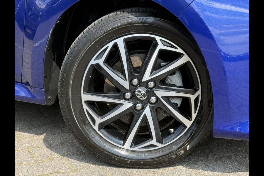 Toyota Yaris 1.5 Hybrid Team D | Navi | ACC | Camera | CarPlay | 16 inch
