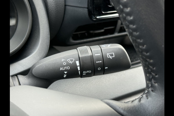 Toyota Yaris 1.5 Hybrid Team D | Navi | ACC | Camera | CarPlay | 16 inch