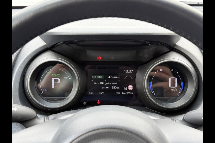 Toyota Yaris 1.5 Hybrid Team D | Navi | ACC | Camera | CarPlay | 16 inch