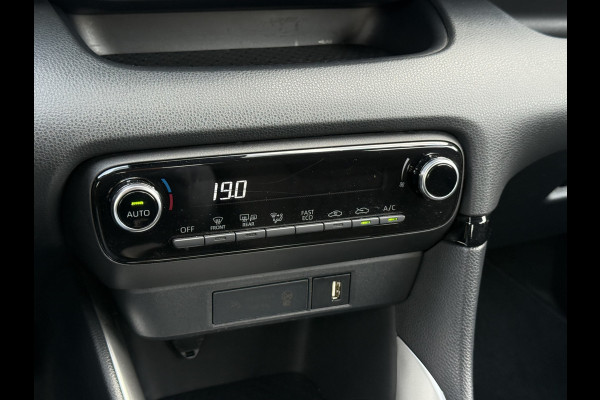 Toyota Yaris 1.5 Hybrid Team D | Navi | ACC | Camera | CarPlay | 16 inch