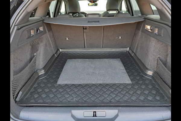 Peugeot 308 SW 1.2 PureTech GT Pack Business | Panorama-dak | Stoelverwarming