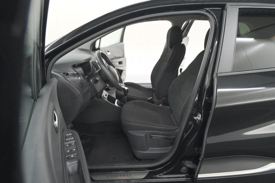 Renault Captur TCe 90 Limited | Trekhaak | Navigatie | Parkeersensoren