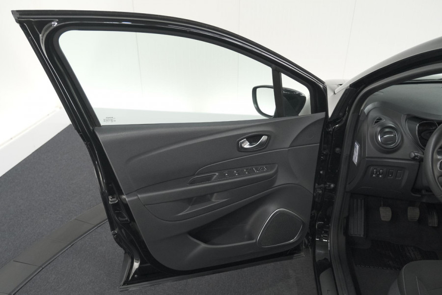 Renault Captur TCe 90 Limited | Trekhaak | Navigatie | Parkeersensoren