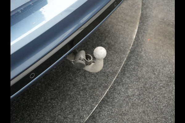 Ford Kuga 2.5 Vignale PHEV 225pk Dealer O.H. | Trekhaak Af Fabriek | Panodak | Adaptive Cruise | 360 Camera | Head Up | Bang & Olufsen | Lederen Sportstoelen Memory & Verwarmd | Stuur Verwarmd | Keyless | Blis | DAB |