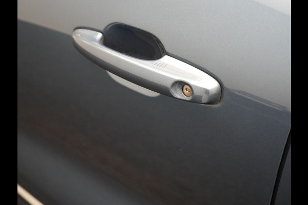 Ford Kuga 2.5 Vignale PHEV 225pk Dealer O.H. | Trekhaak Af Fabriek | Panodak | Adaptive Cruise | 360 Camera | Head Up | Bang & Olufsen | Lederen Sportstoelen Memory & Verwarmd | Stuur Verwarmd | Keyless | Blis | DAB |