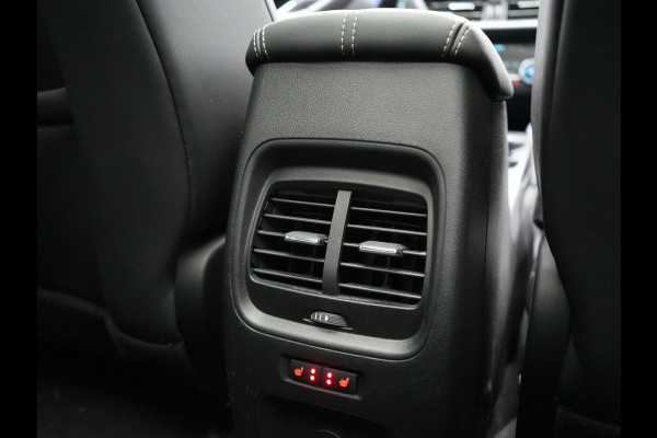 Ford Kuga 2.5 Vignale PHEV 225pk Dealer O.H. | Trekhaak Af Fabriek | Panodak | Adaptive Cruise | 360 Camera | Head Up | Bang & Olufsen | Lederen Sportstoelen Memory & Verwarmd | Stuur Verwarmd | Keyless | Blis | DAB |