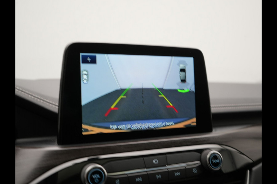 Ford Kuga 2.5 Vignale PHEV 225pk Dealer O.H. | Trekhaak Af Fabriek | Panodak | Adaptive Cruise | 360 Camera | Head Up | Bang & Olufsen | Lederen Sportstoelen Memory & Verwarmd | Stuur Verwarmd | Keyless | Blis | DAB |