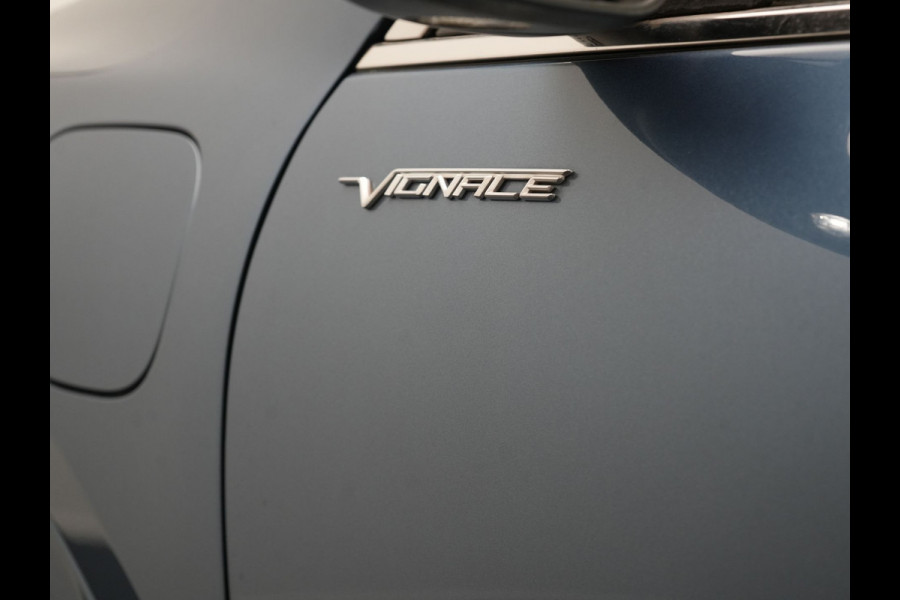 Ford Kuga 2.5 Vignale PHEV 225pk Dealer O.H. | Trekhaak Af Fabriek | Panodak | Adaptive Cruise | 360 Camera | Head Up | Bang & Olufsen | Lederen Sportstoelen Memory & Verwarmd | Stuur Verwarmd | Keyless | Blis | DAB |
