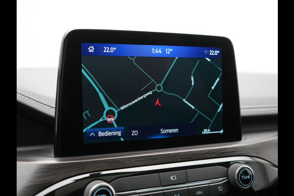 Ford Kuga 2.5 Vignale PHEV 225pk Dealer O.H. | Trekhaak Af Fabriek | Panodak | Adaptive Cruise | 360 Camera | Head Up | Bang & Olufsen | Lederen Sportstoelen Memory & Verwarmd | Stuur Verwarmd | Keyless | Blis | DAB |