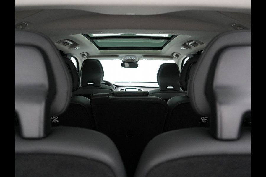 Volvo XC90 T8 Recharge AWD R-Design 7 Persoons PHEV 455pk Long Range | Panodak | Adaptive Cruise | Camera | Harman / Kardon | Lederen Sportstoelen Memory & Verwarmd | Google Assistent | Stuur Verwarmd | Keyless | Blis | Plug In Hybrid |