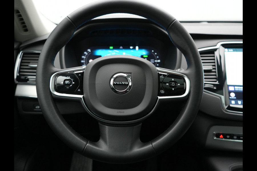 Volvo XC90 T8 Recharge AWD R-Design 7 Persoons PHEV 455pk Long Range | Panodak | Adaptive Cruise | Camera | Harman / Kardon | Lederen Sportstoelen Memory & Verwarmd | Google Assistent | Stuur Verwarmd | Keyless | Blis | Plug In Hybrid |