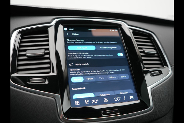 Volvo XC90 T8 Recharge AWD R-Design 7 Persoons PHEV 455pk Long Range | Panodak | Adaptive Cruise | Camera | Harman / Kardon | Lederen Sportstoelen Memory & Verwarmd | Google Assistent | Stuur Verwarmd | Keyless | Blis | Plug In Hybrid |