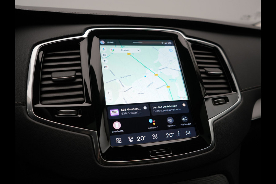Volvo XC90 T8 Recharge AWD R-Design 7 Persoons PHEV 455pk Long Range | Panodak | Adaptive Cruise | Camera | Harman / Kardon | Lederen Sportstoelen Memory & Verwarmd | Google Assistent | Stuur Verwarmd | Keyless | Blis | Plug In Hybrid |