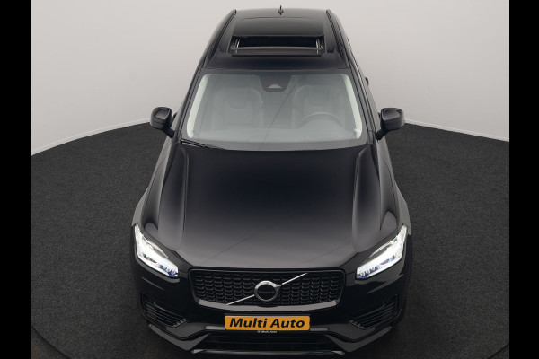 Volvo XC90 T8 Recharge AWD R-Design 7 Persoons PHEV 455pk Long Range | Panodak | Adaptive Cruise | Camera | Harman / Kardon | Lederen Sportstoelen Memory & Verwarmd | Google Assistent | Stuur Verwarmd | Keyless | Blis | Plug In Hybrid |