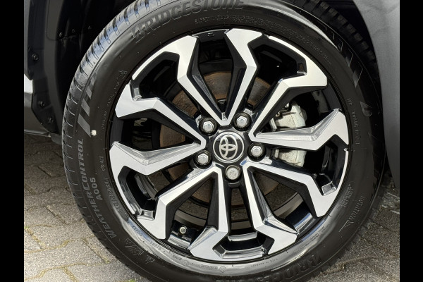 Toyota Yaris Cross 1.5 Hybrid Team D | Navi | ACC | CarPlay | Camera | Keyless