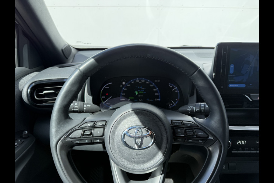 Toyota Yaris Cross 1.5 Hybrid Team D | Navi | ACC | CarPlay | Camera | Keyless