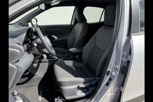 Toyota Yaris Cross 1.5 Hybrid Team D | Navi | ACC | CarPlay | Camera | Keyless