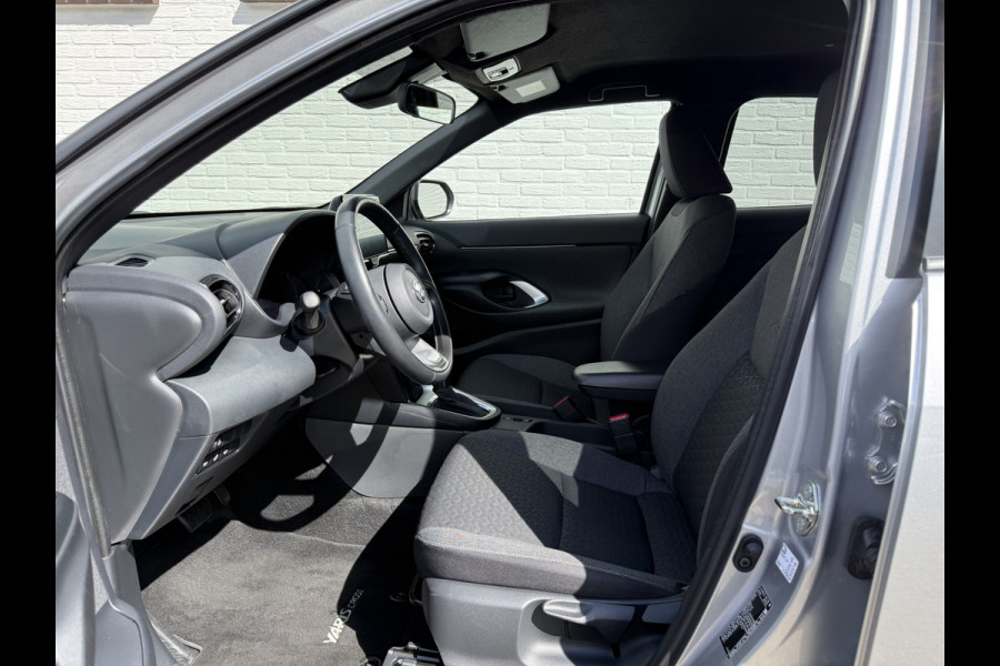 Toyota Yaris Cross 1.5 Hybrid Team D | Navi | ACC | CarPlay | Camera | Keyless