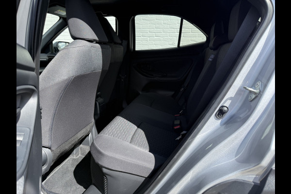 Toyota Yaris Cross 1.5 Hybrid Team D | Navi | ACC | CarPlay | Camera | Keyless