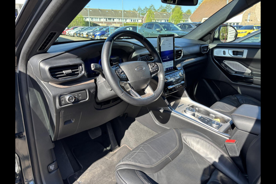 Ford Explorer 3.0 V6 EcoBoost PHEV Platinum 457pk | 7 persoons | Trekhaak | Panoramadak | BTW verrekenbaar | Adaptieve Cruise | Lederen bekleding | Stoelverwarming