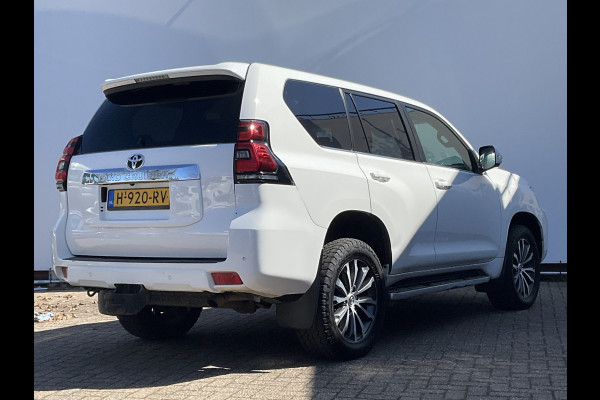 Toyota Land Cruiser 5-Pers 2.8 D-4D Professional 5p. 360° Leer Stoelverw+koel Trekhaak (3000kg)