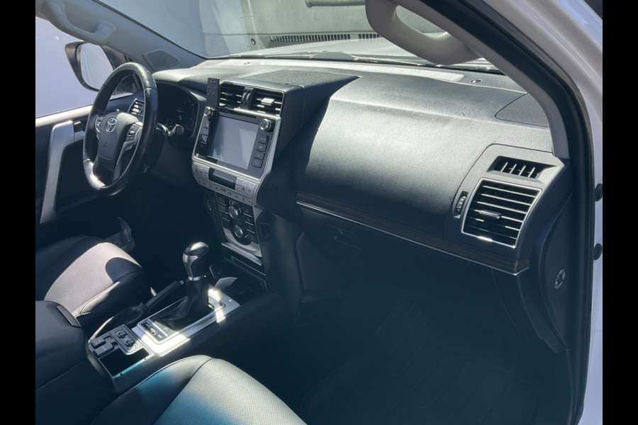 Toyota Land Cruiser 5-Pers 2.8 D-4D Professional 5p. 360° Leer Stoelverw+koel Trekhaak (3000kg)