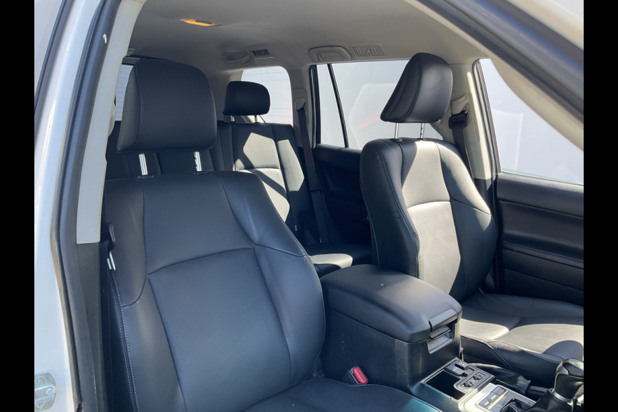 Toyota Land Cruiser 5-Pers 2.8 D-4D Professional 5p. 360° Leer Stoelverw+koel Trekhaak (3000kg)