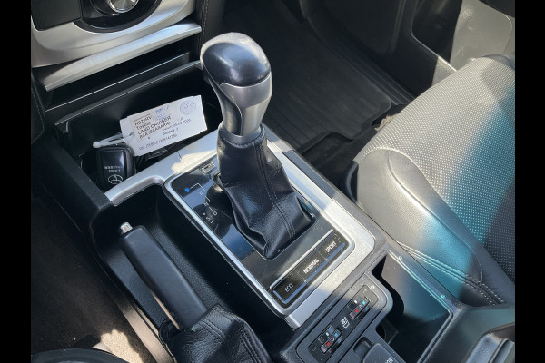 Toyota Land Cruiser 5-Pers 2.8 D-4D Professional 5p. 360° Leer Stoelverw+koel Trekhaak (3000kg)