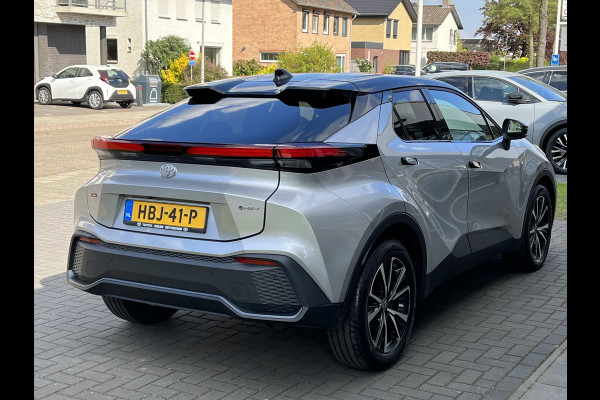 Toyota C-HR 1.8 Hybrid First Edition | Elektrische achterklep, Groot scherm, Parkeersensoren, Dodehoekherkenning, Stuurverwarming