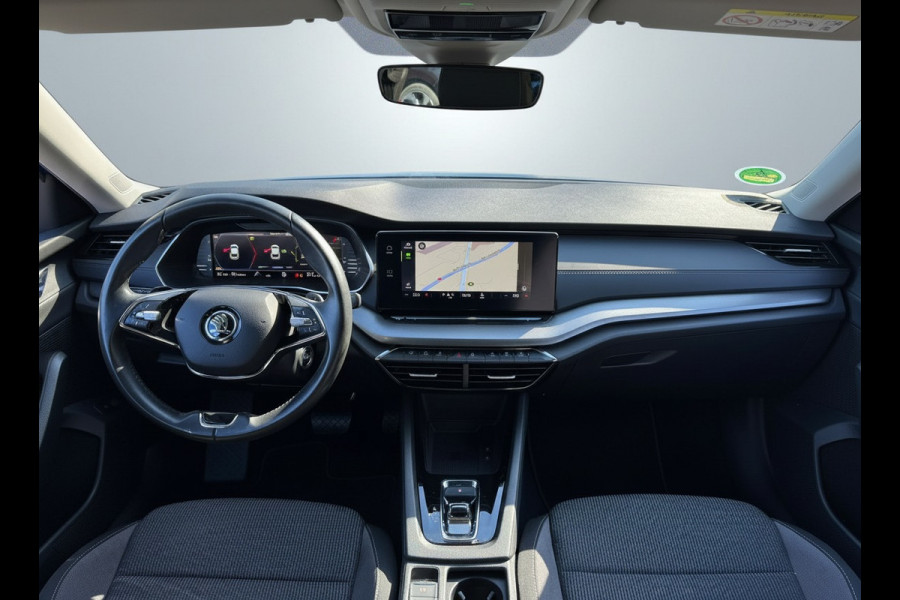 Škoda Octavia Combi TSI iV 204PK PHEV BUSINESS EDITION TREKHAAK/NAVI/CARPLAY