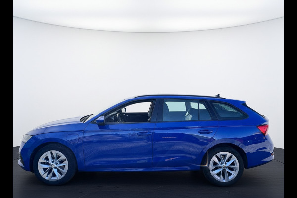 Škoda Octavia Combi TSI iV 204PK PHEV BUSINESS EDITION TREKHAAK/NAVI/CARPLAY