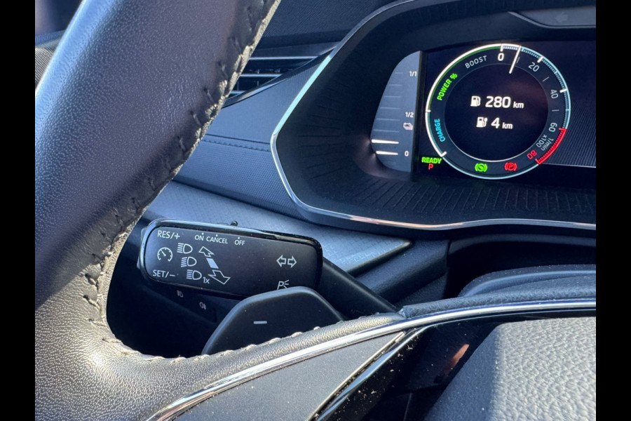 Škoda Octavia Combi TSI iV 204PK PHEV BUSINESS EDITION TREKHAAK/NAVI/CARPLAY