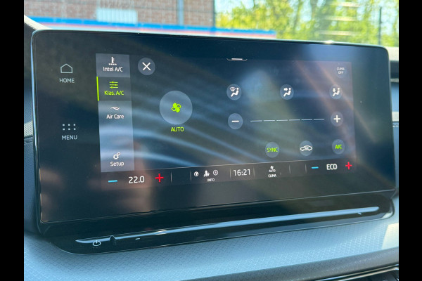 Škoda Octavia Combi TSI iV 204PK PHEV BUSINESS EDITION TREKHAAK/NAVI/CARPLAY