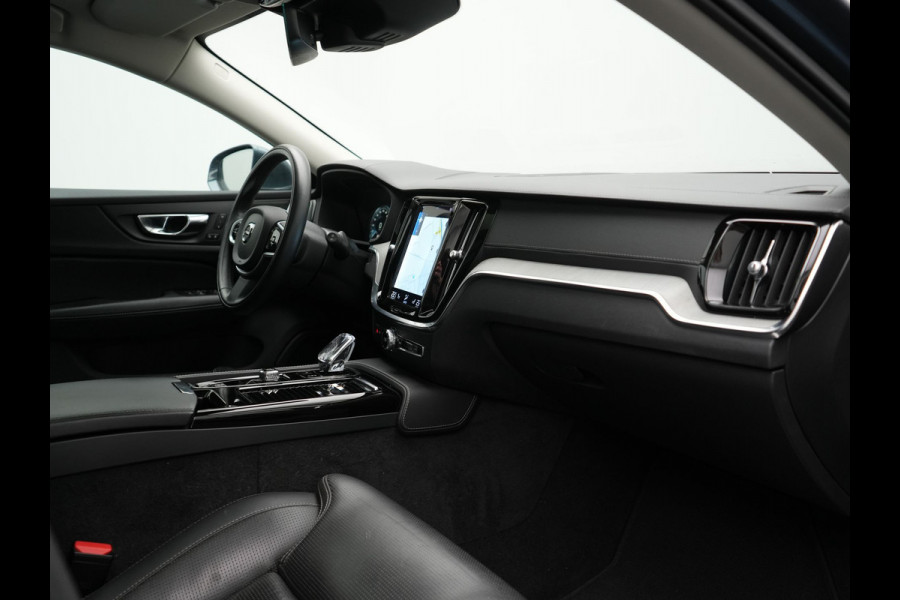Volvo V60 T6 Recharge AWD Inscription PHEV 340pk Dealer O.H. | Panodak | Head Up | 360 Camera | Adaptive Cruise | Harman / Kardon | Lederen Sportstoelen Ventilatie & Memory | Keyless | Stoelen & Stuur Verwarmd | Apple Carplay | Navigatie | DAB | Plug In Hybrid |