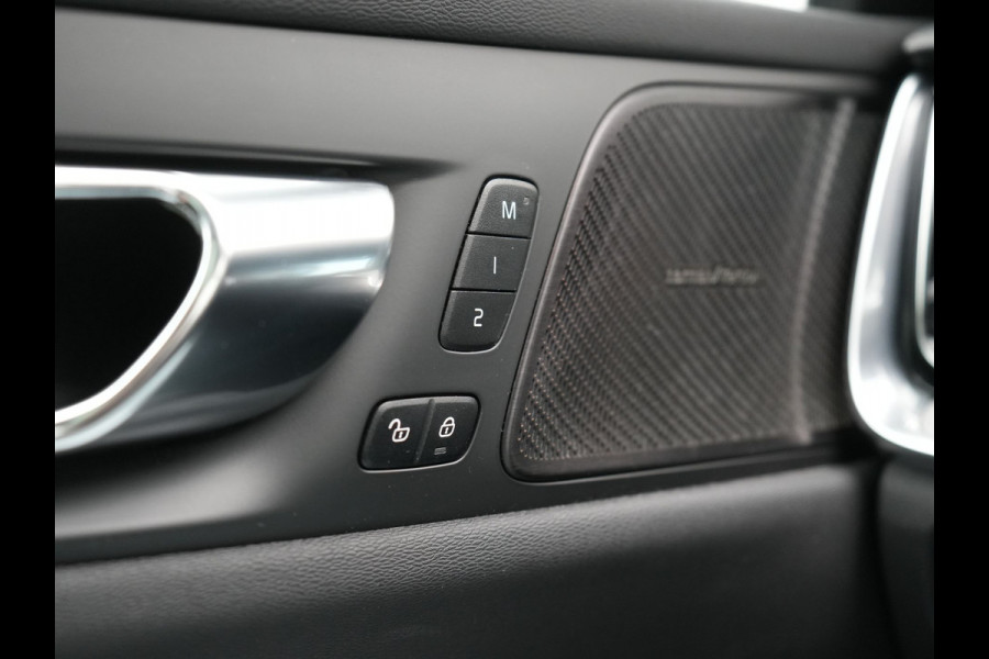 Volvo V60 T6 Recharge AWD Inscription PHEV 340pk Dealer O.H. | Panodak | Head Up | 360 Camera | Adaptive Cruise | Harman / Kardon | Lederen Sportstoelen Ventilatie & Memory | Keyless | Stoelen & Stuur Verwarmd | Apple Carplay | Navigatie | DAB | Plug In Hybrid |