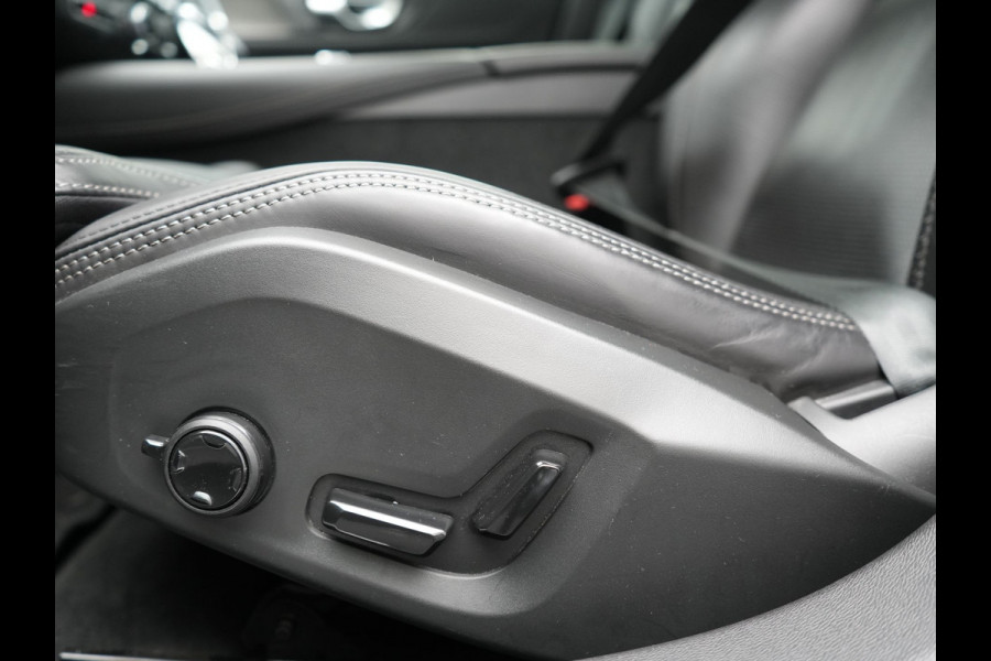 Volvo V60 T6 Recharge AWD Inscription PHEV 340pk Dealer O.H. | Panodak | Head Up | 360 Camera | Adaptive Cruise | Harman / Kardon | Lederen Sportstoelen Ventilatie & Memory | Keyless | Stoelen & Stuur Verwarmd | Apple Carplay | Navigatie | DAB | Plug In Hybrid |