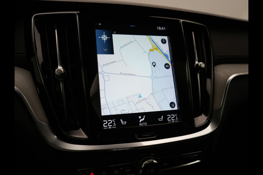 Volvo V60 T6 Recharge AWD Inscription PHEV 340pk Dealer O.H. | Panodak | Head Up | 360 Camera | Adaptive Cruise | Harman / Kardon | Lederen Sportstoelen Ventilatie & Memory | Keyless | Stoelen & Stuur Verwarmd | Apple Carplay | Navigatie | DAB | Plug In Hybrid |