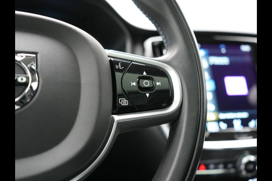 Volvo V60 T6 Recharge AWD Inscription PHEV 340pk Dealer O.H. | Panodak | Head Up | 360 Camera | Adaptive Cruise | Harman / Kardon | Lederen Sportstoelen Ventilatie & Memory | Keyless | Stoelen & Stuur Verwarmd | Apple Carplay | Navigatie | DAB | Plug In Hybrid |