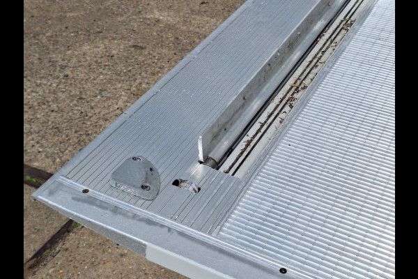 Iveco Daily 35C16H Meubelbak Laadklep