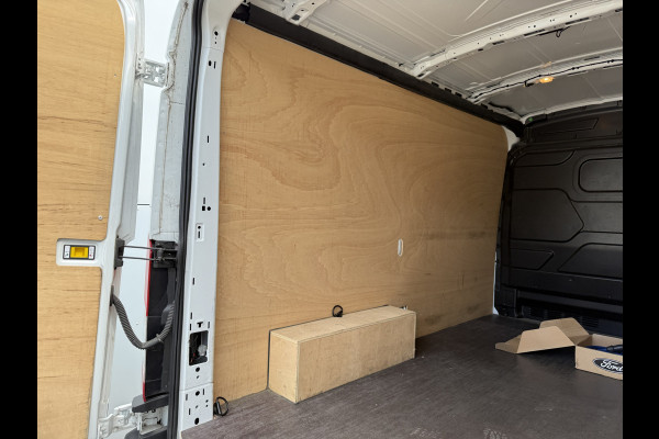 Ford E-Transit 68kWh 184PK L2H2 317km WLTP 95,7% (SOH) BEV Snelladen Cruise control Climate control Carplay Laadkabel Parkeersensoren