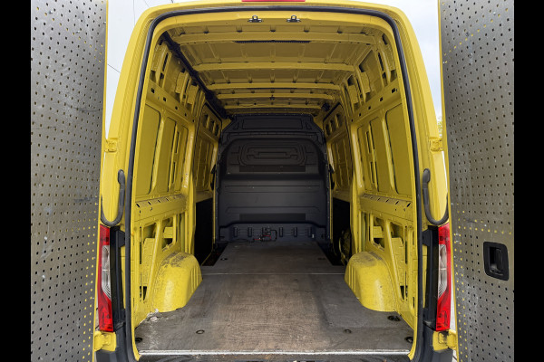 Mercedes-Benz Sprinter 319 3.0 CDI 6 Cilinder Automaat L2H2 Dubbele Schuifdeur 3.5t Trekhaak Cruise Control Climate Control Camera Navigatie Lucht Geveerde Stoel