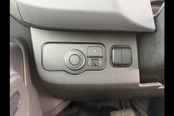 Mercedes-Benz Sprinter 319 3.0 CDI 6 Cilinder Automaat L2H2 Dubbele Schuifdeur 3.5t Trekhaak Cruise Control Climate Control Camera Navigatie Lucht Geveerde Stoel