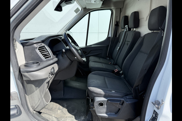 Ford E-Transit 68kWh 184PK L2H2 317km WLTP 95,7% (SOH) BEV Snelladen Cruise Control Climate Control Carplay Laadkabel Parkeersensoren