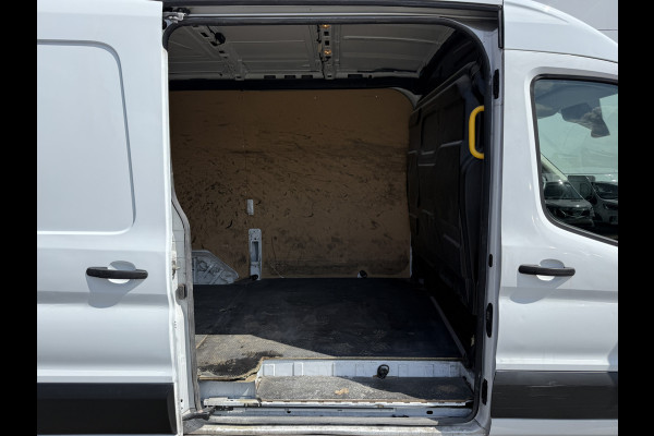 Ford E-Transit 68kWh 184PK L2H2 317km WLTP 95,7% (SOH) BEV Snelladen Cruise Control Climate Control Carplay Laadkabel Parkeersensoren