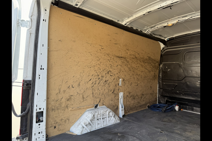 Ford E-Transit 68kWh 184PK L2H2 317km WLTP 95,7% (SOH) BEV Snelladen Cruise Control Climate Control Carplay Laadkabel Parkeersensoren