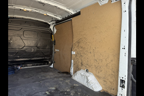 Ford E-Transit 68kWh 184PK L2H2 317km WLTP 95,7% (SOH) BEV Snelladen Cruise Control Climate Control Carplay Laadkabel Parkeersensoren